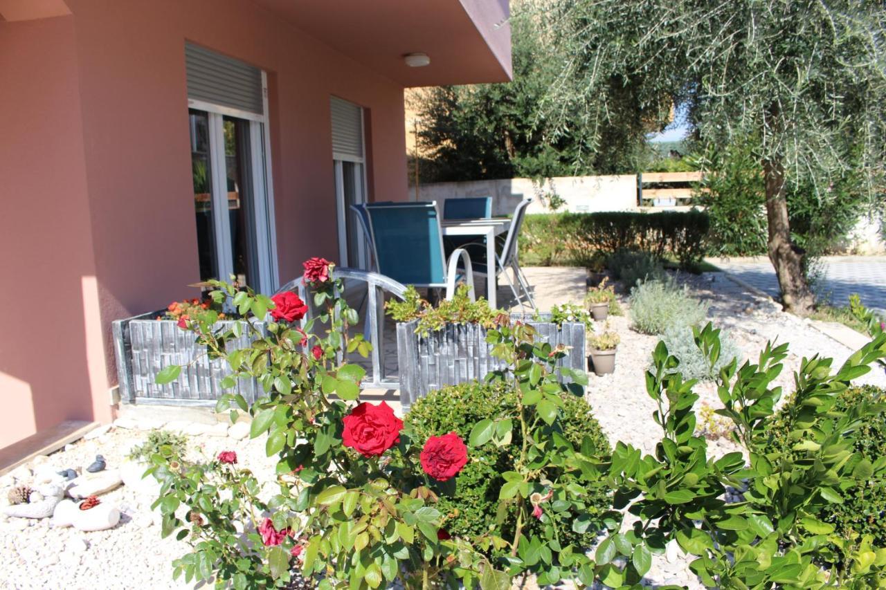Filipovic Apartmani Medulin Extérieur photo