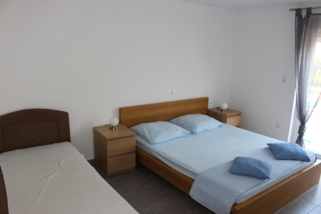 Filipovic Apartmani Medulin Extérieur photo